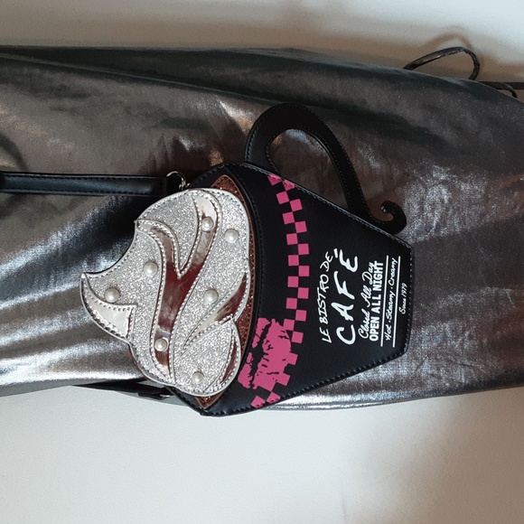 Whip Cream Cafe Cup Shaped Novel Crossbody Bag NWOT - Picture 3 of 10
